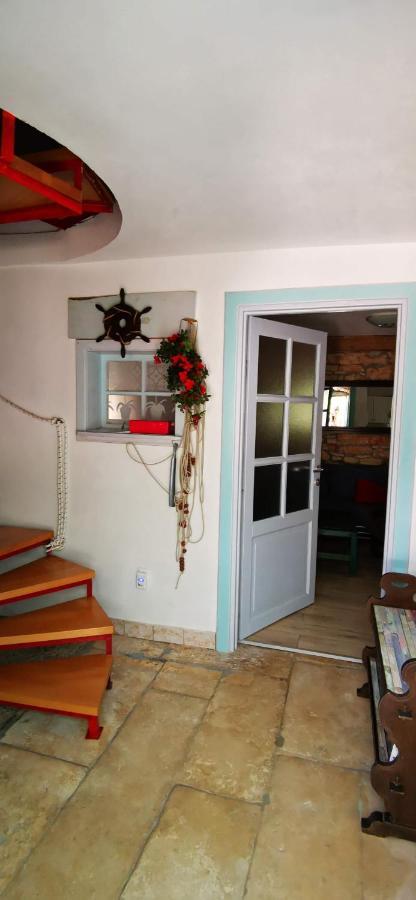 Eti And Mia Holiday Apartments Muntić エクステリア 写真